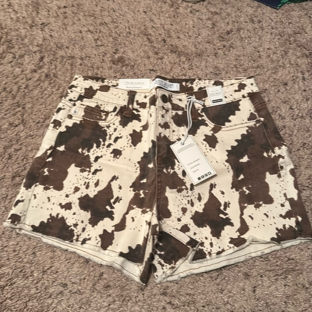 Judy blue shorts. Brand new.